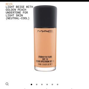 MAC studio fix fluid SPF 15. Shade NC25